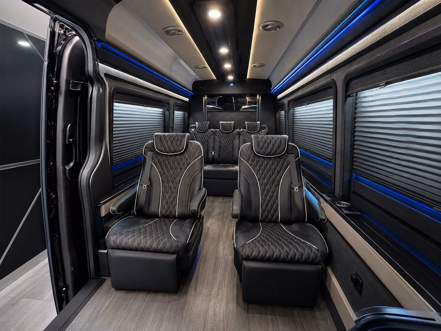 airport shuttles for amarillo s biggest events and busiest travel seasons