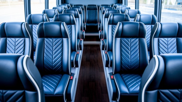 28 passenger minibus rental amarillo
