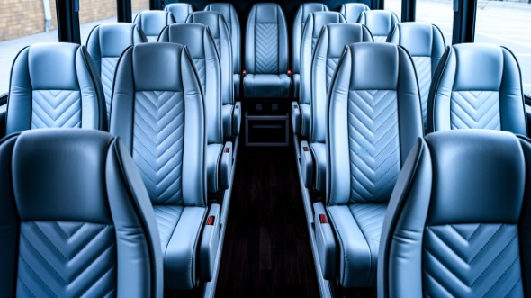 30 passenger minibus interior amarillo